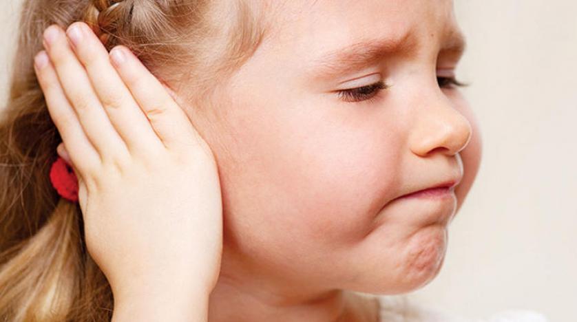 التهاب الأذن الوسطي وأسوء اعراضها وأسبابها ال10